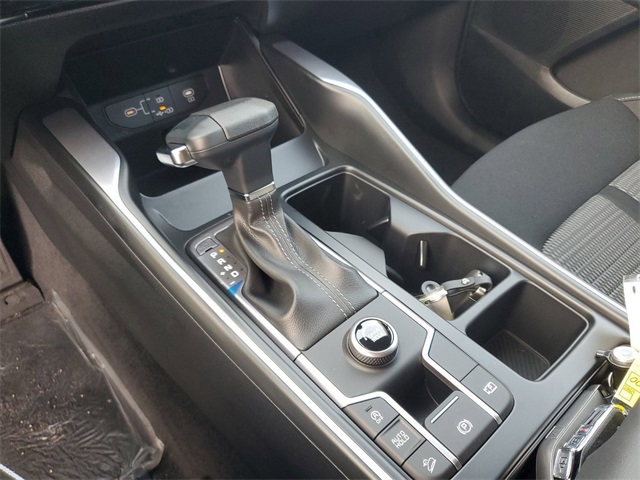 2025 Kia Sorento LX photo 17