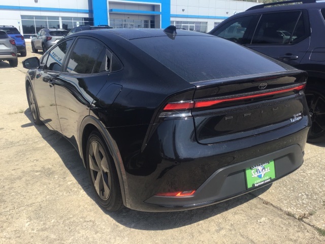 2023 Toyota Prius LE photo 5