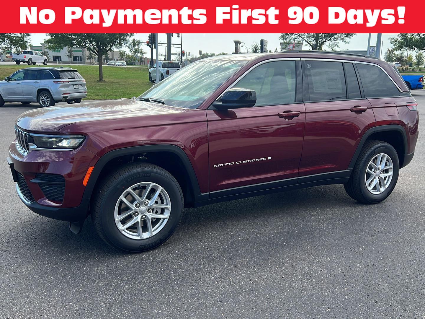 2025 Jeep Grand Cherokee Laredo's photo