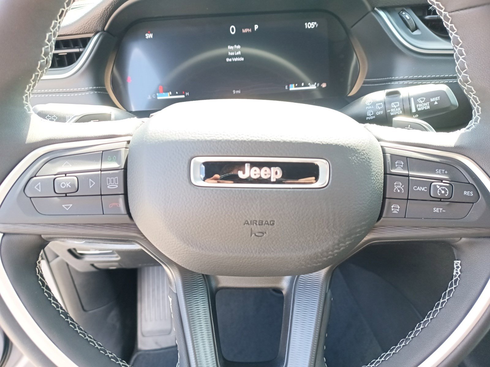 2025 Jeep Grand Cherokee Laredo X photo 13