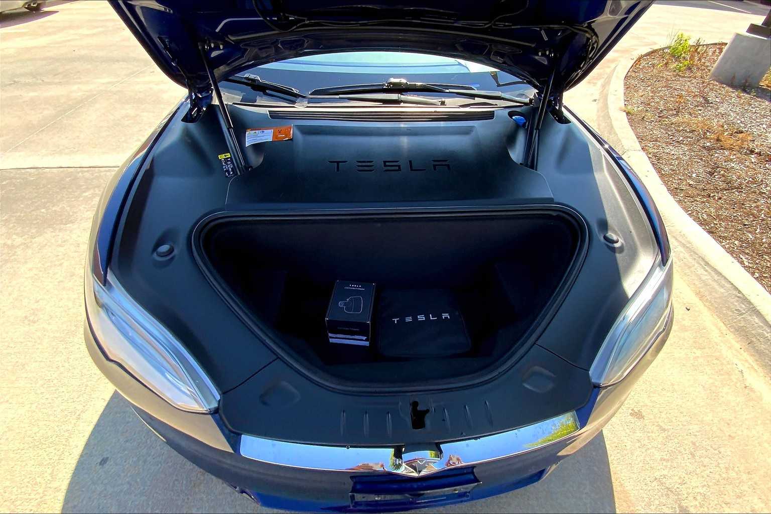 2017 Tesla Model S 100D AWD photo 29