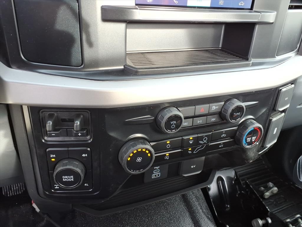 2026 FORD F-250 - Image 33