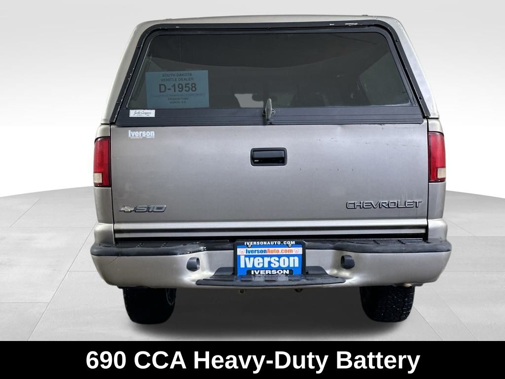 2003 Chevrolet S-10 Pickup photo 5