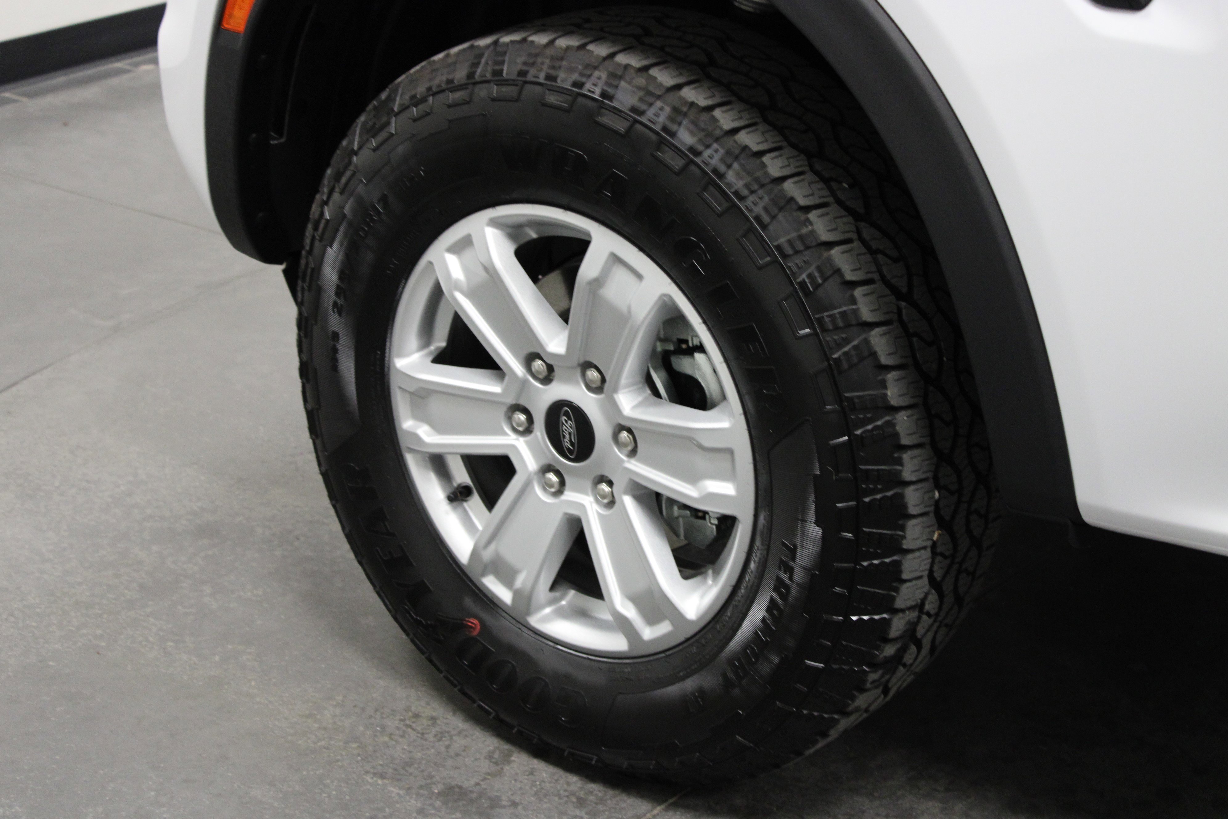 2025 Ford Ranger XL photo 9