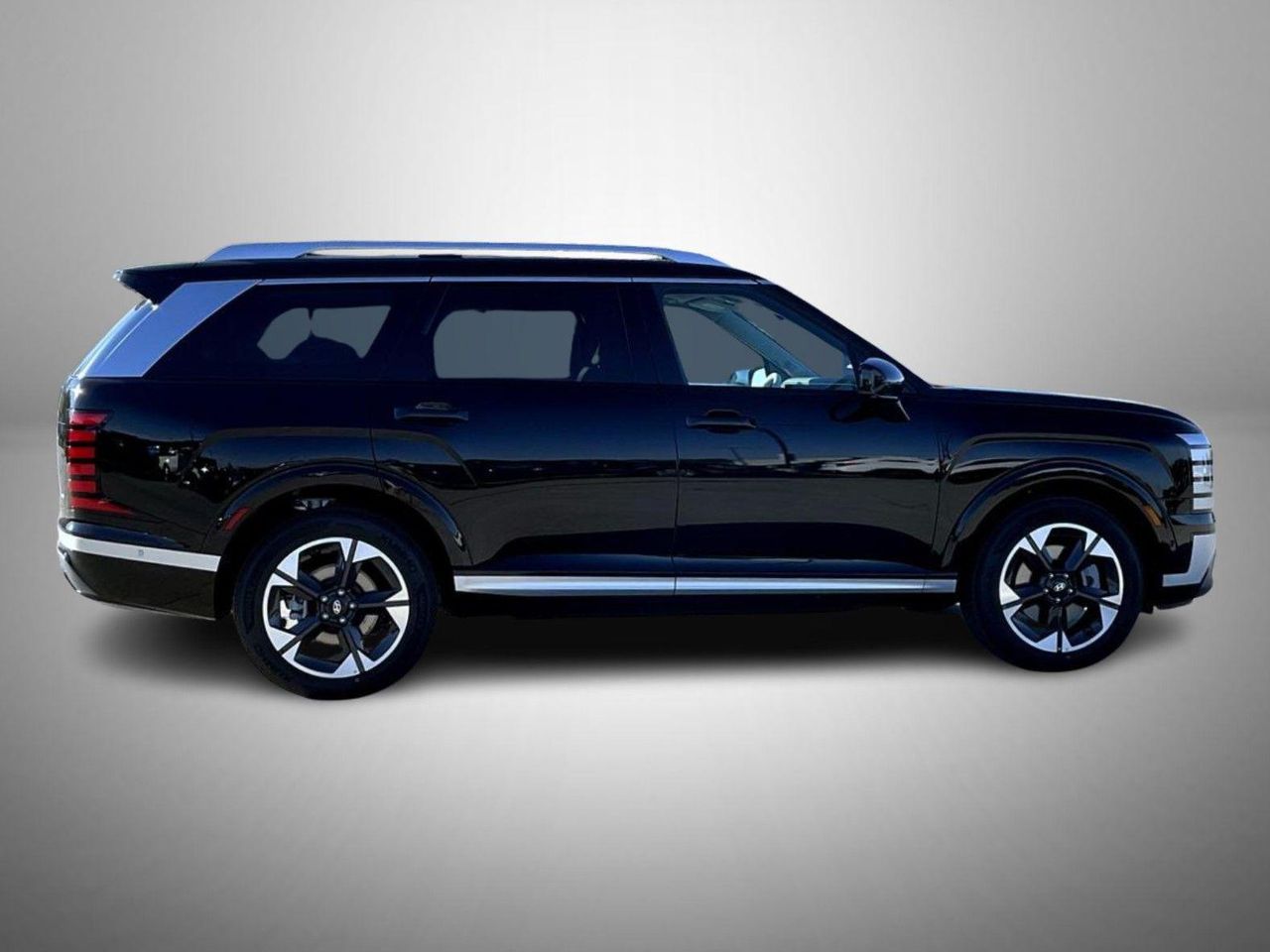 2026 Hyundai Palisade Limited photo 4