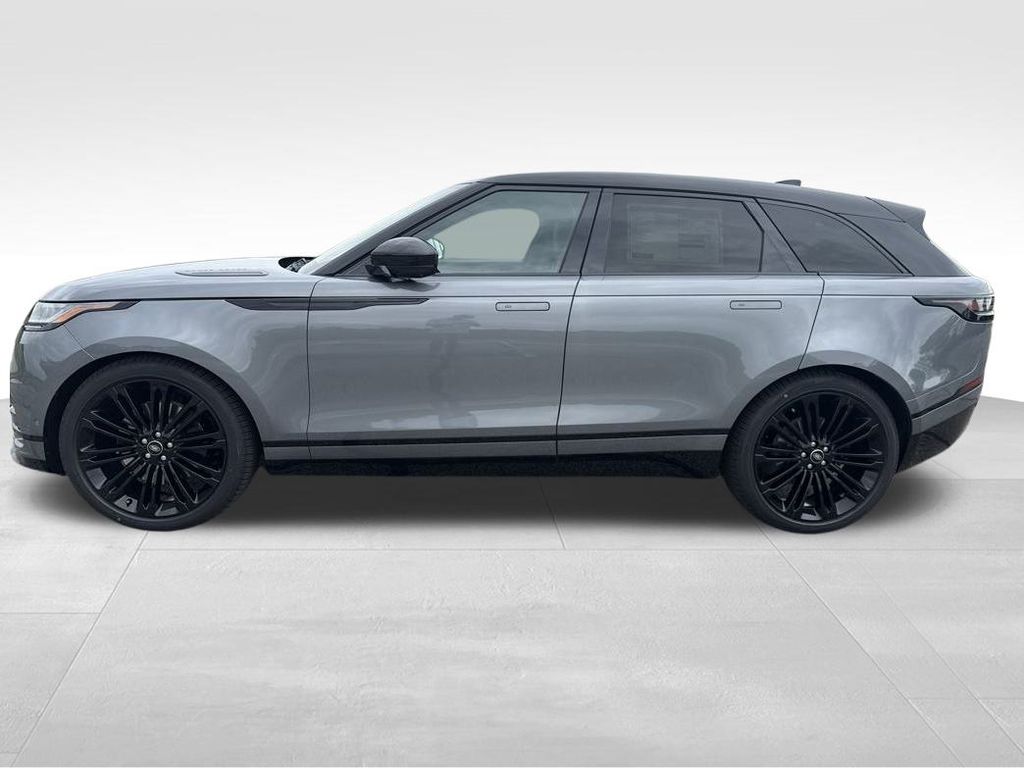 2026 Land Rover Range Rover Velar SE photo 3