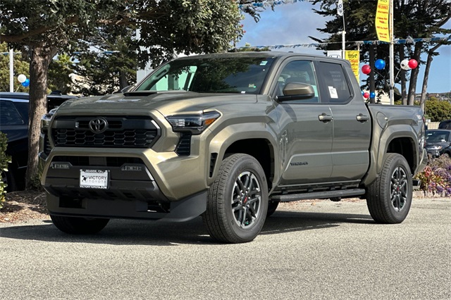 2025 Toyota Tacoma TRD Sport 4x4 Double Cab photo 8