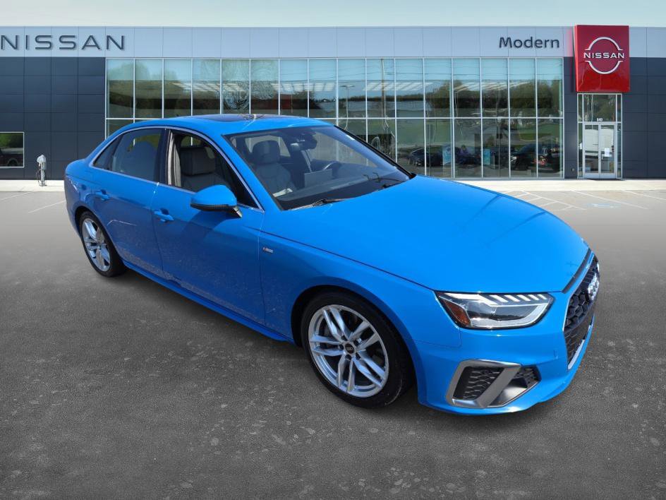 2022 Audi A4 S line Quattro Premium Plus photo 3