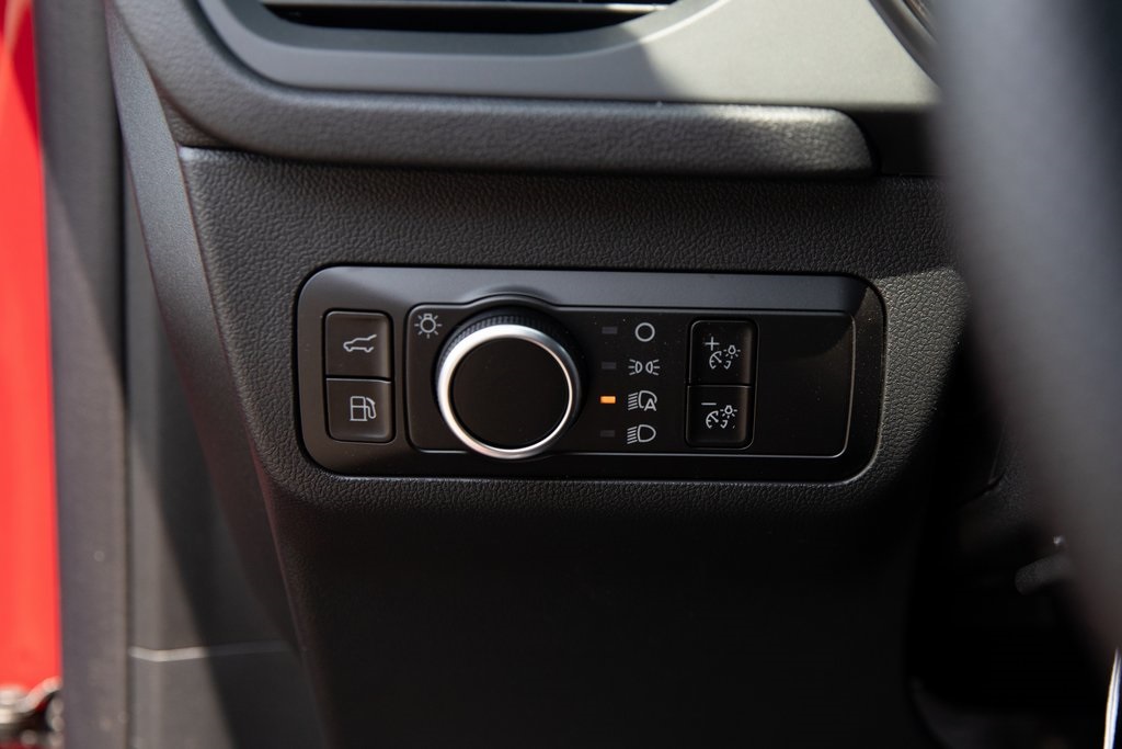 2025 Ford Escape ST-Line photo 35