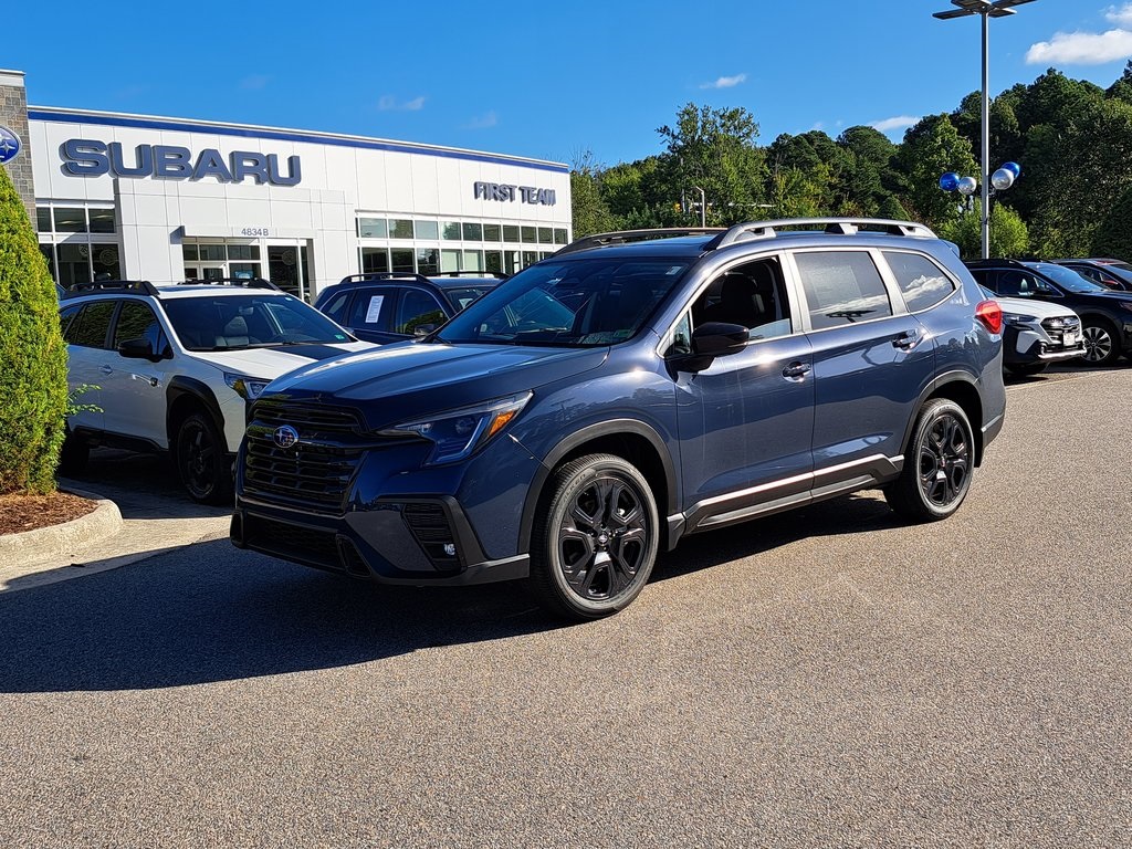 2025 Subaru Ascent Onyx Edition Touring photo 2