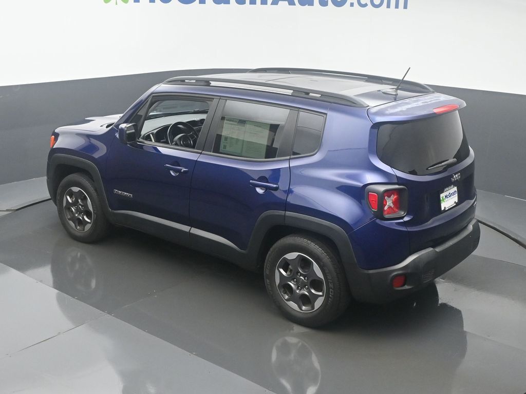 2016 Jeep Renegade Latitude photo 17