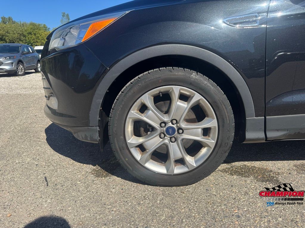 2015 Ford Escape Titanium photo 9