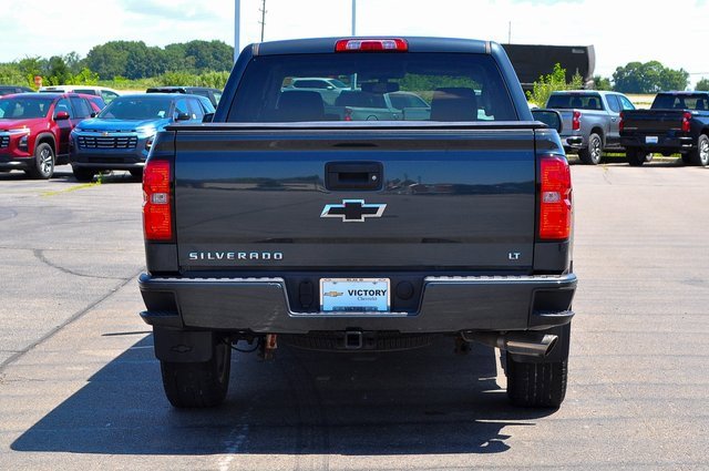 2018 Chevrolet Silverado 1500 LT photo 4