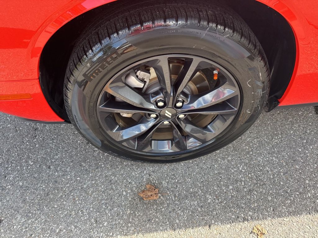2023 Dodge Challenger SXT photo 9