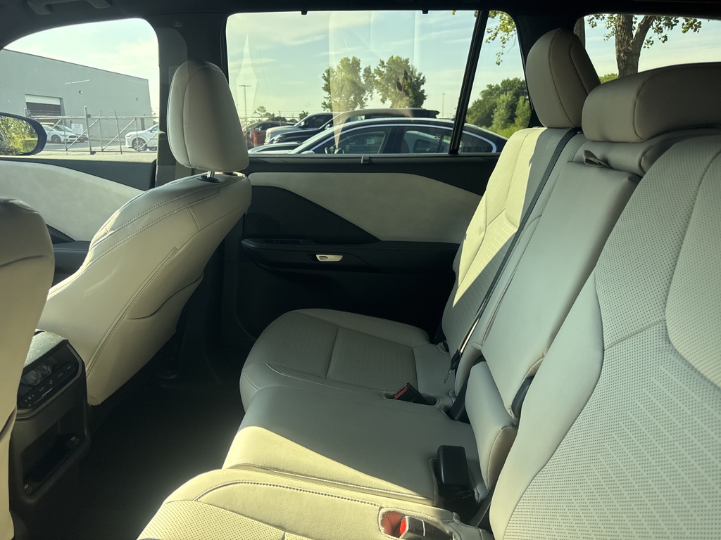 2024 Lexus TX 350 photo 9