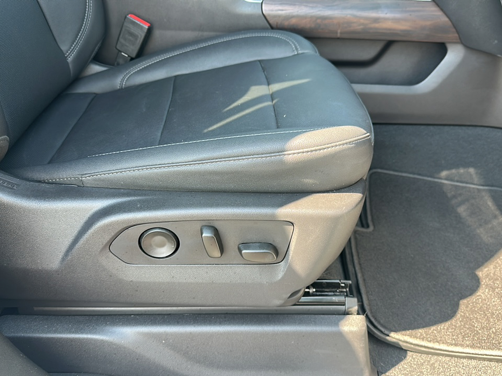 2024 Gmc Sierra 1500 SLT photo 11
