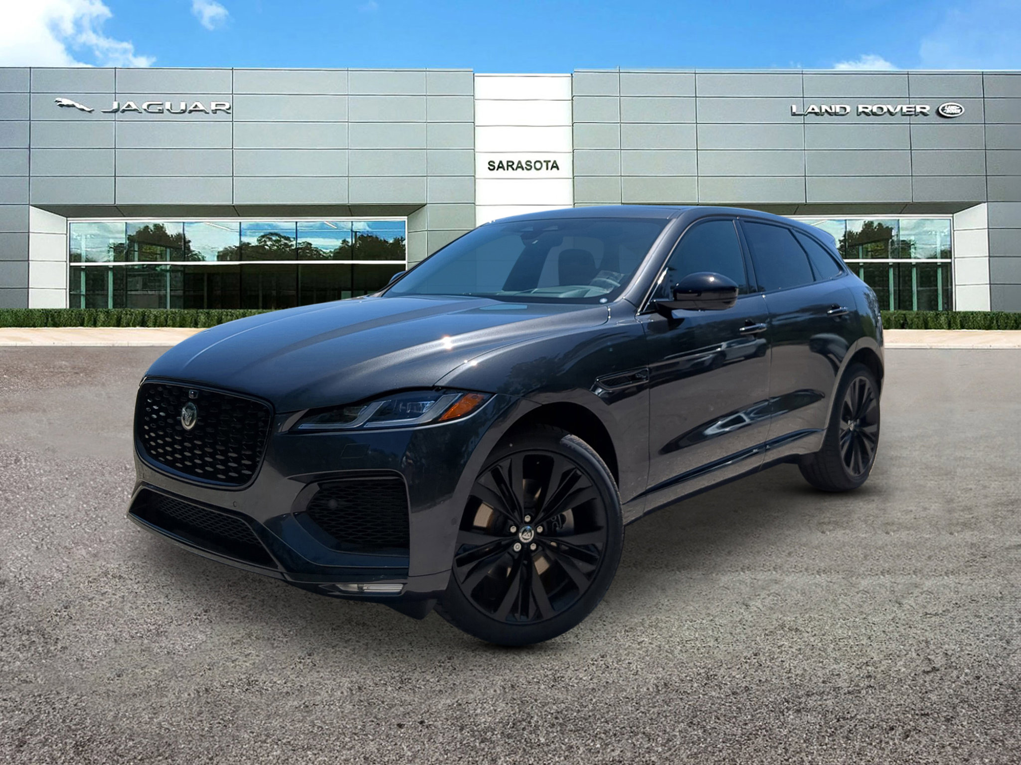 2026 Jaguar F-Pace R-Dynamic S's photo