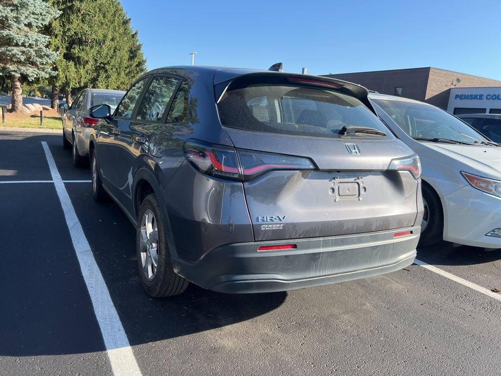 2023 Honda HR-V LX photo 2