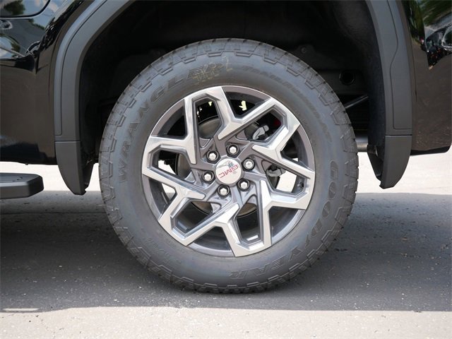 2025 Gmc Sierra 1500 SLT photo 4