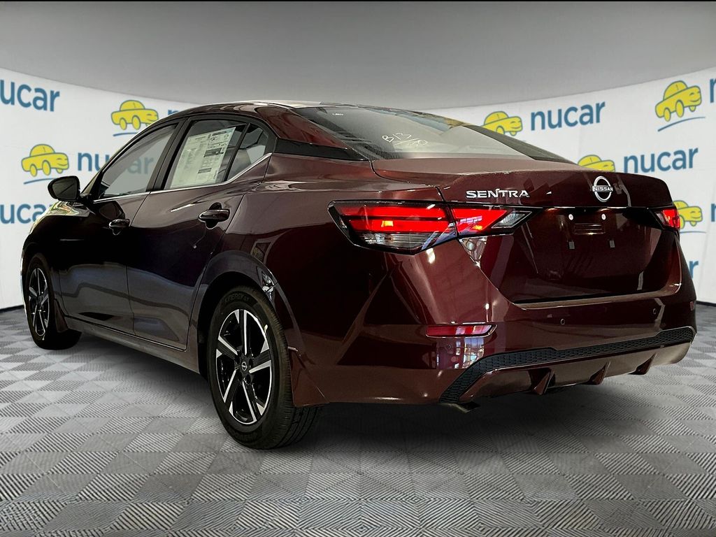 2025 Nissan Sentra SV photo 3