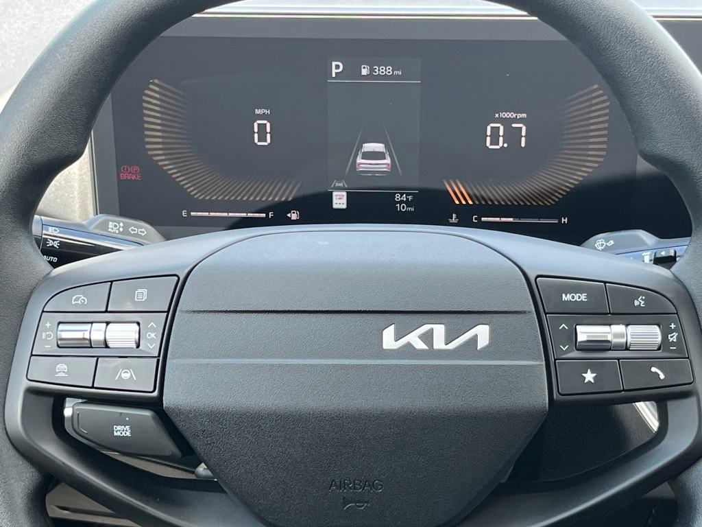 2025 Kia K4 LXS photo 21