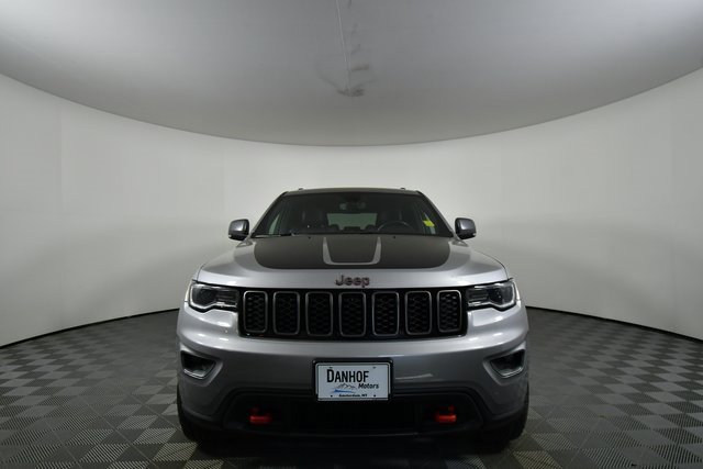 2021 Jeep Grand Cherokee Trailhawk photo 2