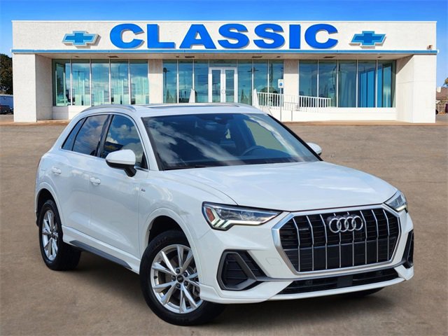2023 Audi Q3 S Line Premium's photo