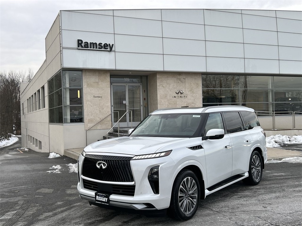 2026 INFINITI QX80 Luxe's photo