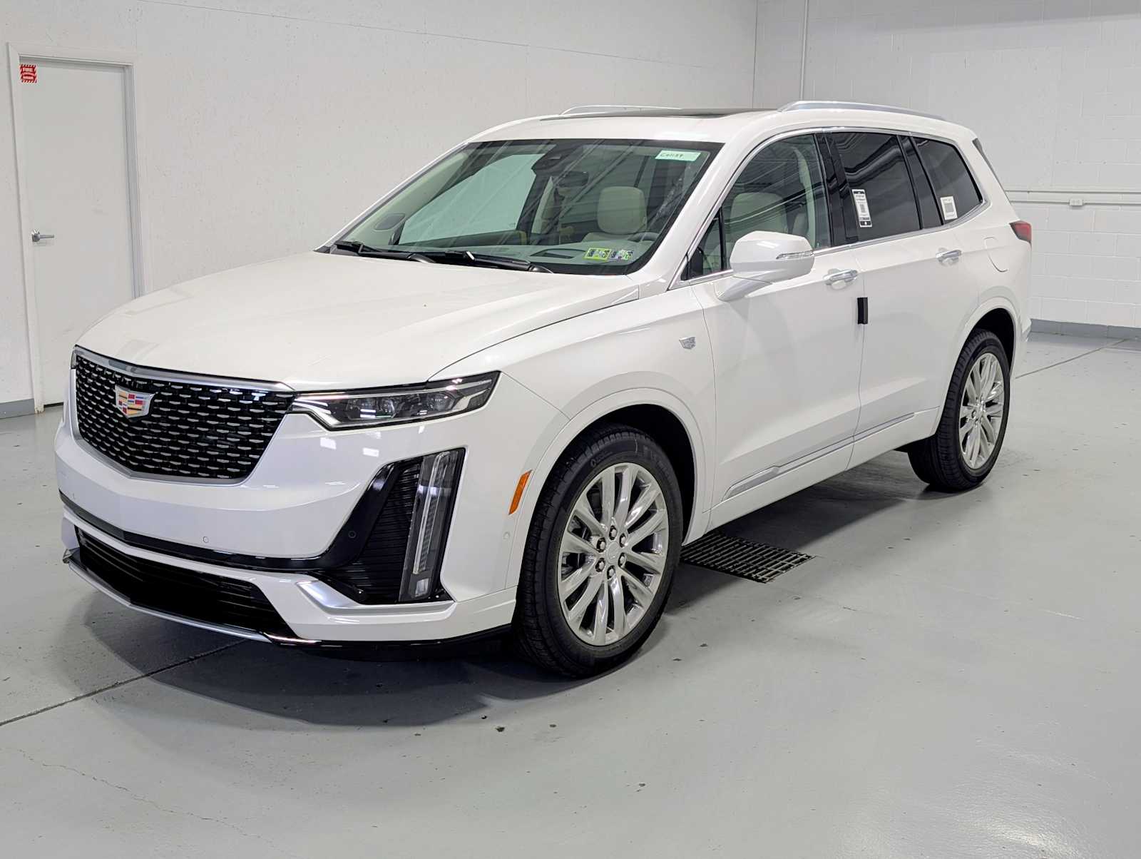 2025 Cadillac XT6