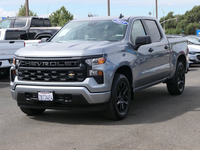 2025 Chevrolet Silverado Custom photo 8