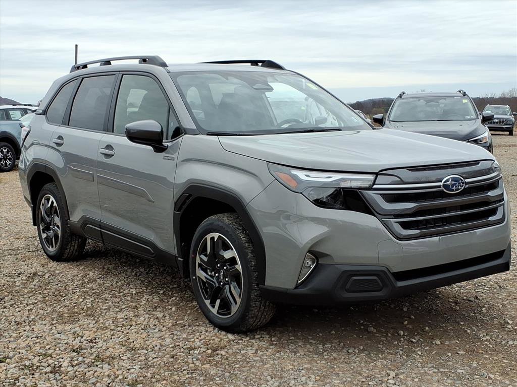 2025 Subaru Forester Premium's photo