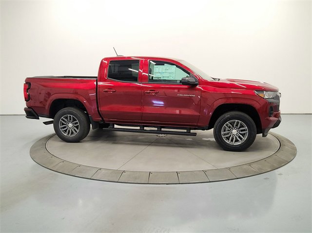 2026 Chevrolet Colorado LT photo 8