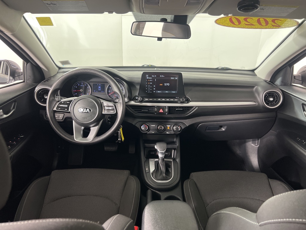2020 Kia Forte LXS photo 2