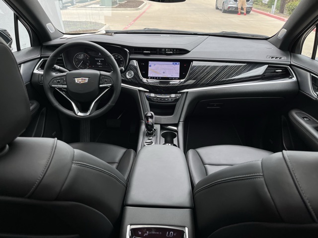 2025 Cadillac XT6 Premium Luxury photo 11