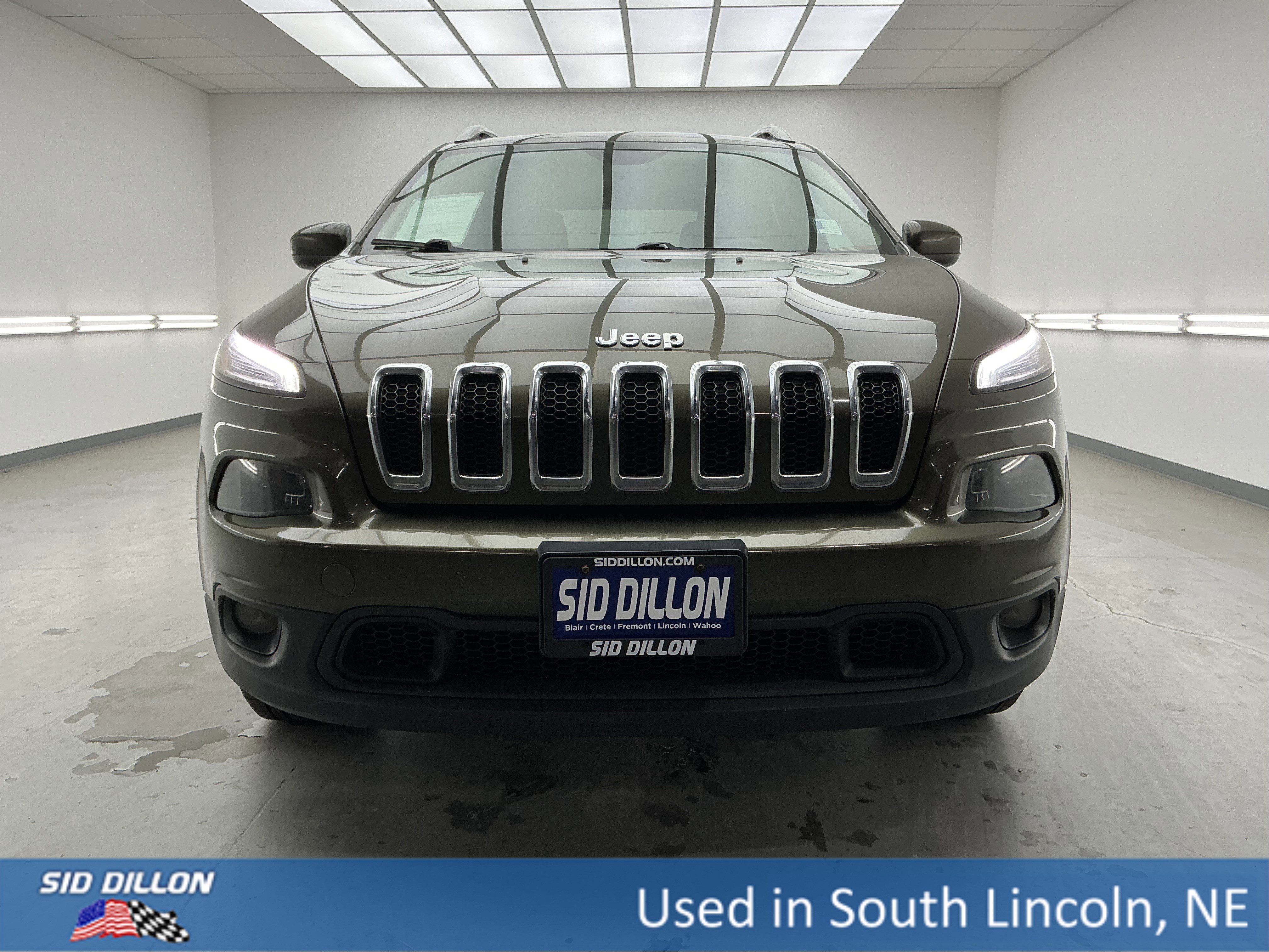 Used 2015 Jeep Cherokee Latitude with VIN 1C4PJMCS8FW545367 for sale in Lincoln, NE