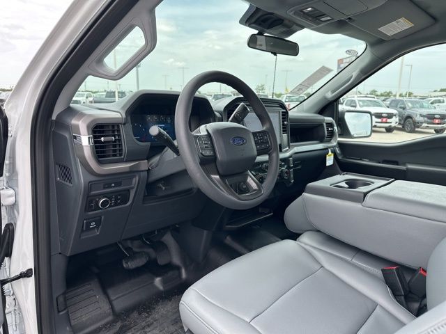 2025 Ford F-150 XL photo 11