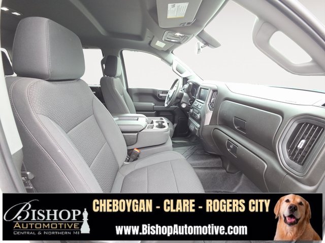 2021 Chevrolet Silverado 1500 Custom photo 11
