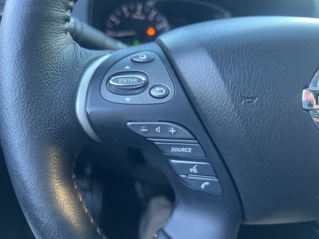 2020 Nissan Pathfinder SL photo 60