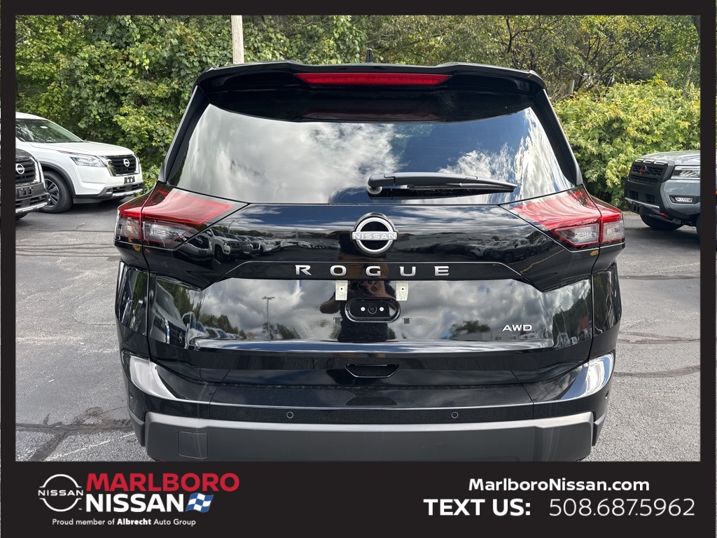 2026 Nissan Rogue SV photo 6
