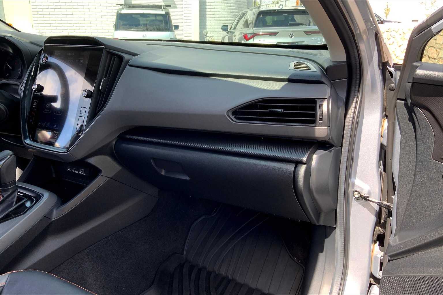 2024 Subaru Crosstrek Limited photo 17