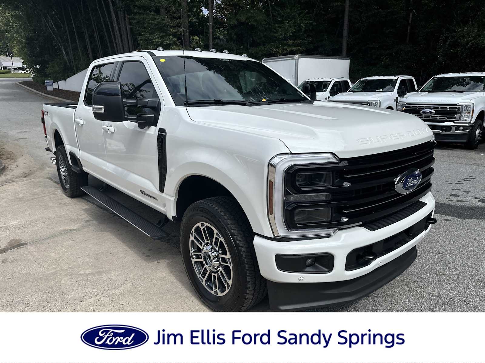 2025 Ford F-250 Platinum photo 2