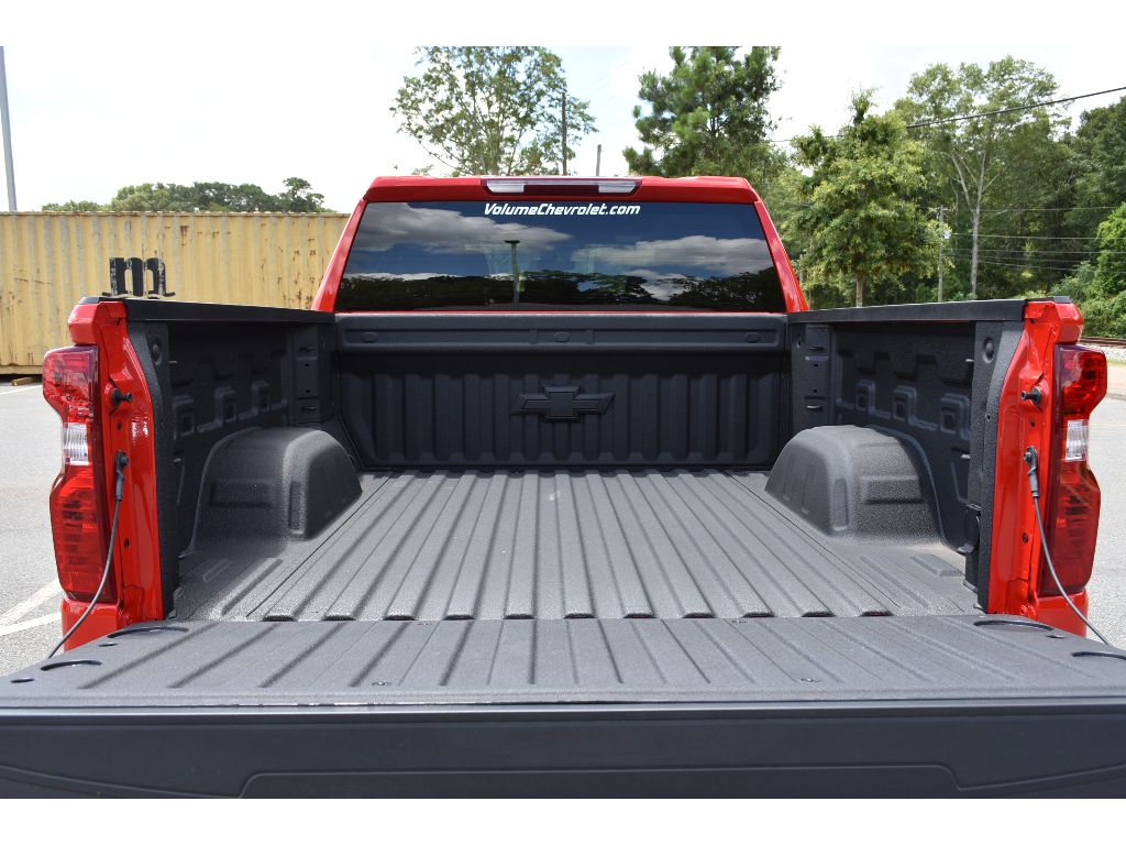 2025 Chevrolet Silverado 1500 LT photo 12