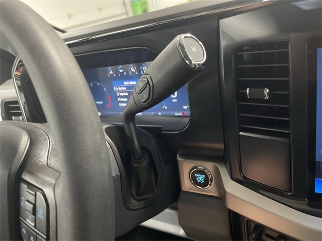 2026 Ford F-350 XLT photo 24