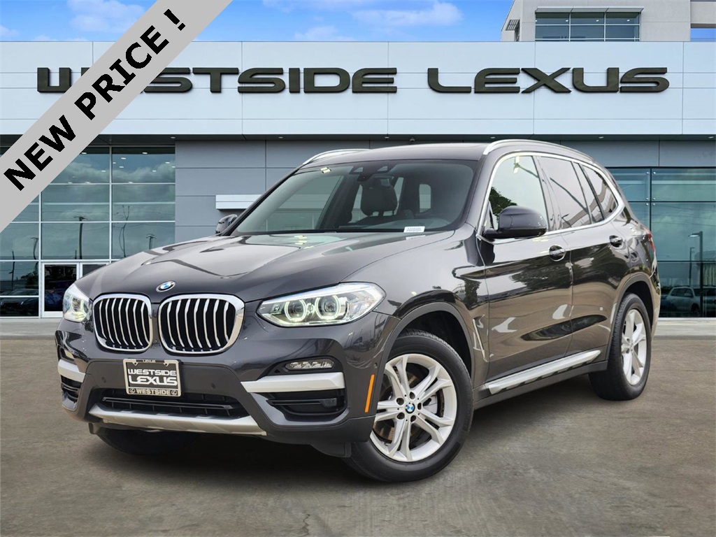 2021 BMW X3 30i's photo