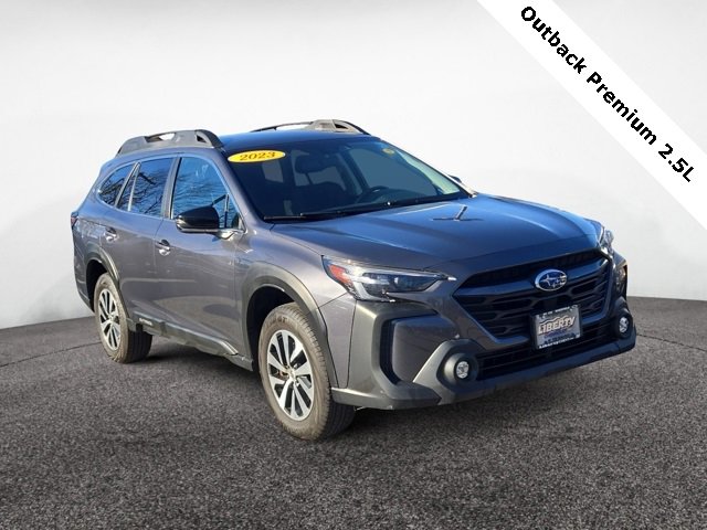 2023 Subaru Outback Premium's photo