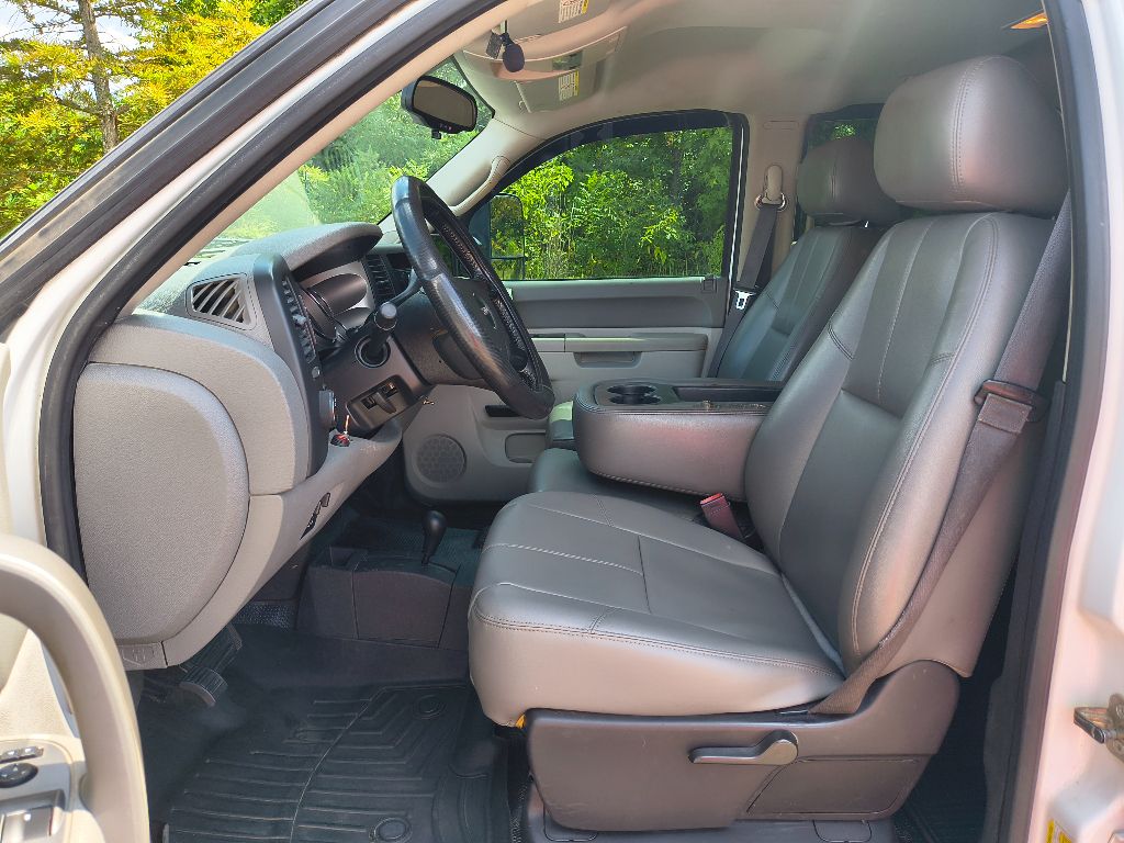 2013 Gmc Sierra 2500 SL photo 17