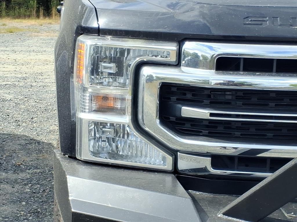 2021 Ford F-350 Lariat photo 3