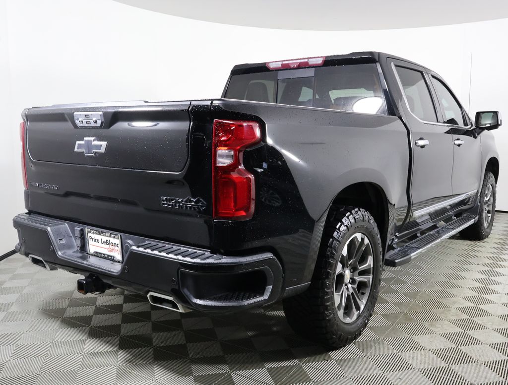 2022 Chevrolet Silverado 1500 High Country photo 6