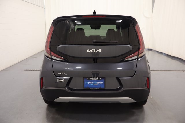 2025 Kia Soul LX photo 6