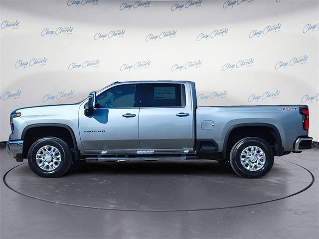 2025 Chevrolet Silverado 2500HD LTZ photo 2